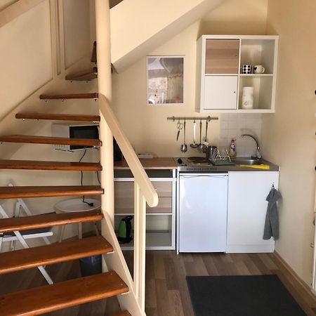 Black & White Apartments - White Eger Luaran gambar