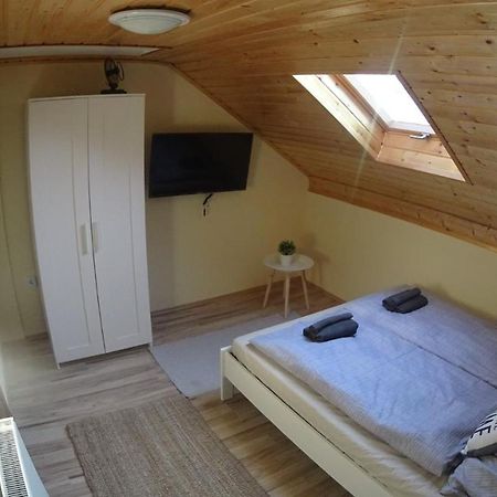 Black & White Apartments - White Eger Luaran gambar